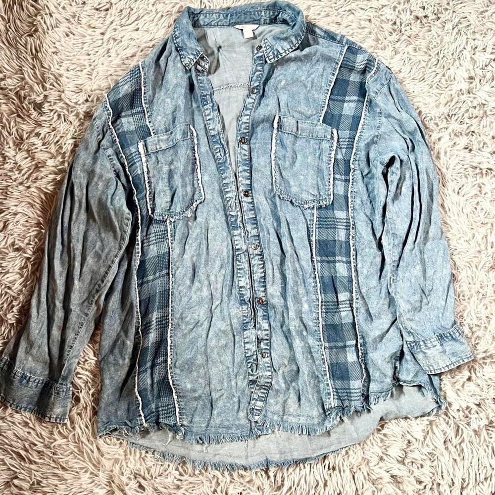 Western Distressed‎ Workshirt Silky Denim Plaid Indie Alternative Buttondown Top